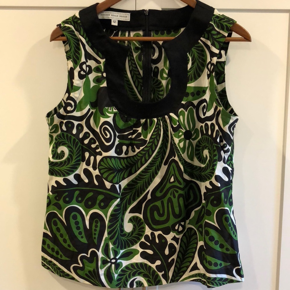 Jennifer Reale Design top